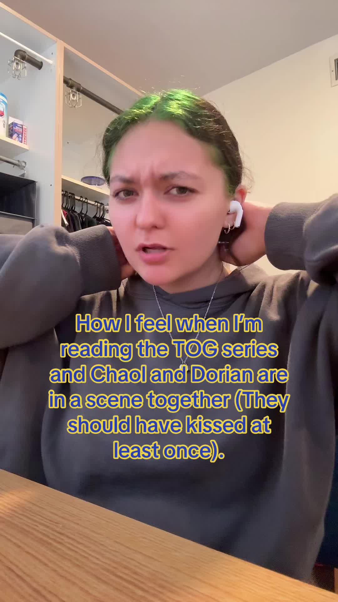 @Sandra’s_Shelf