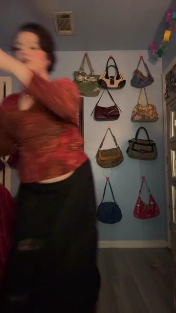 @liathebug