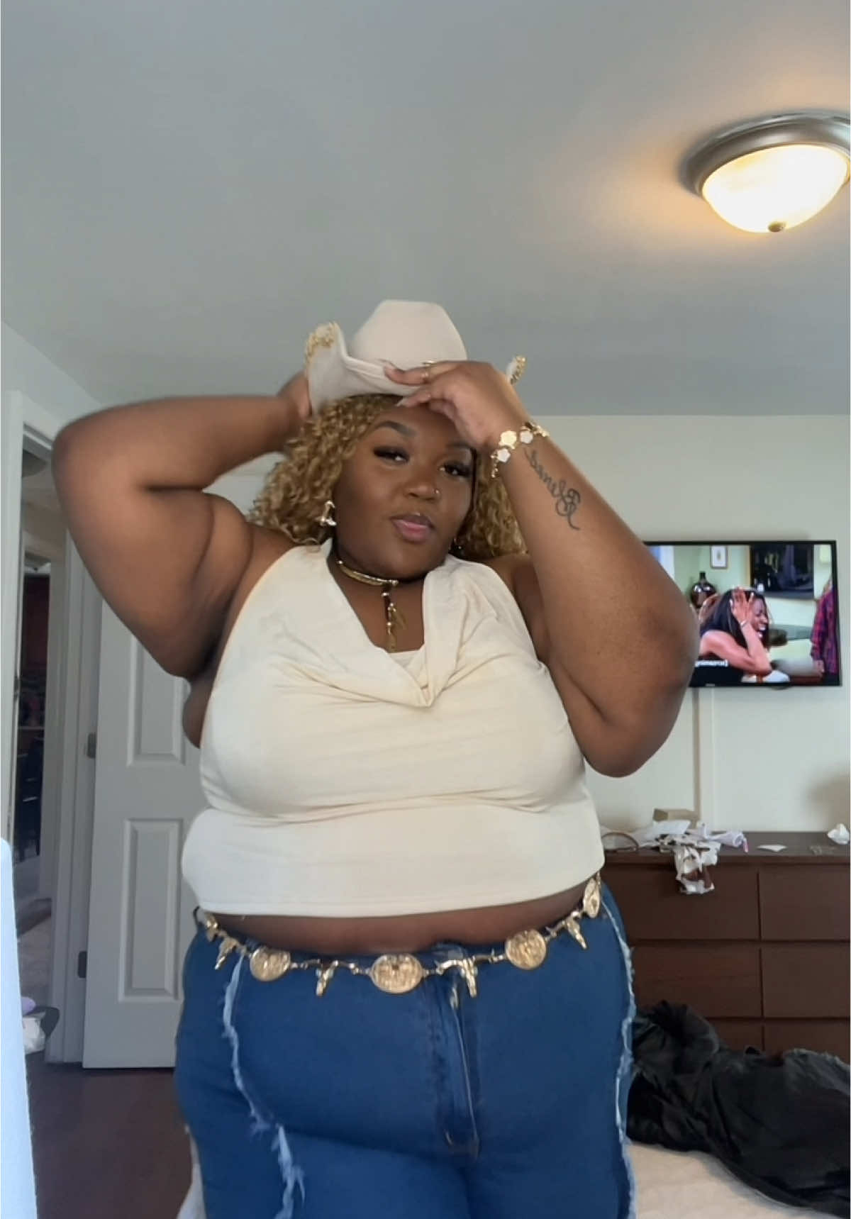 @Ariii