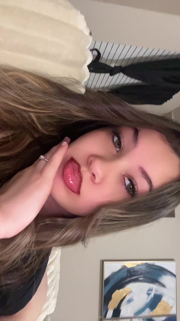 @ayyee_angel