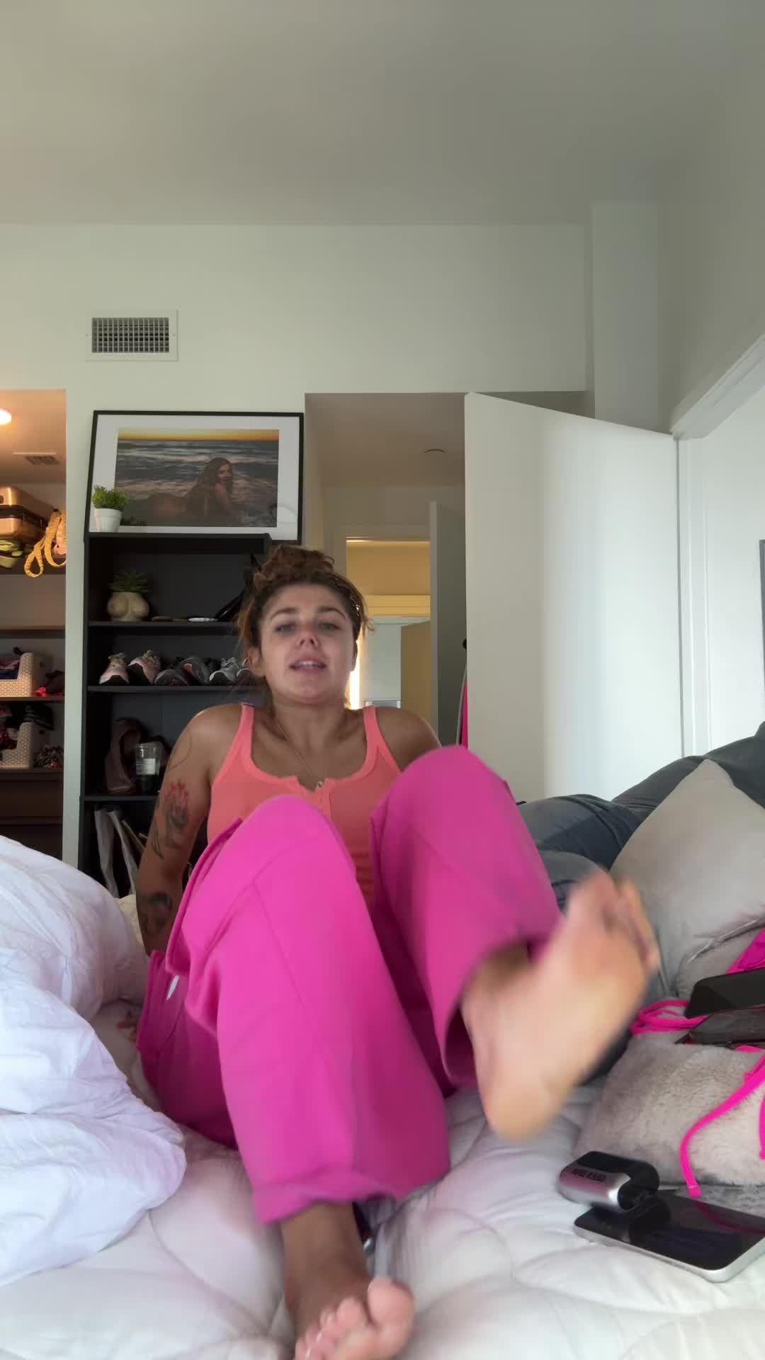 @alexisaevans_