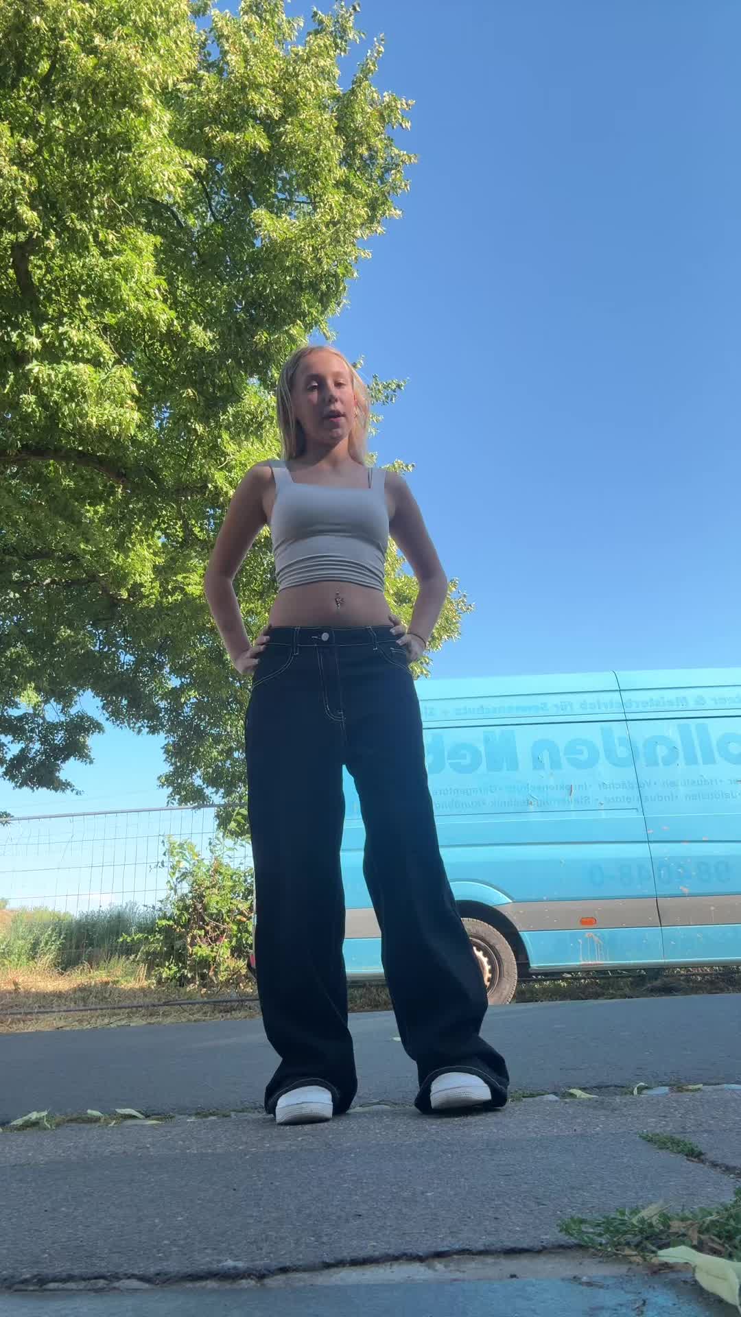 @vali_dance.acc