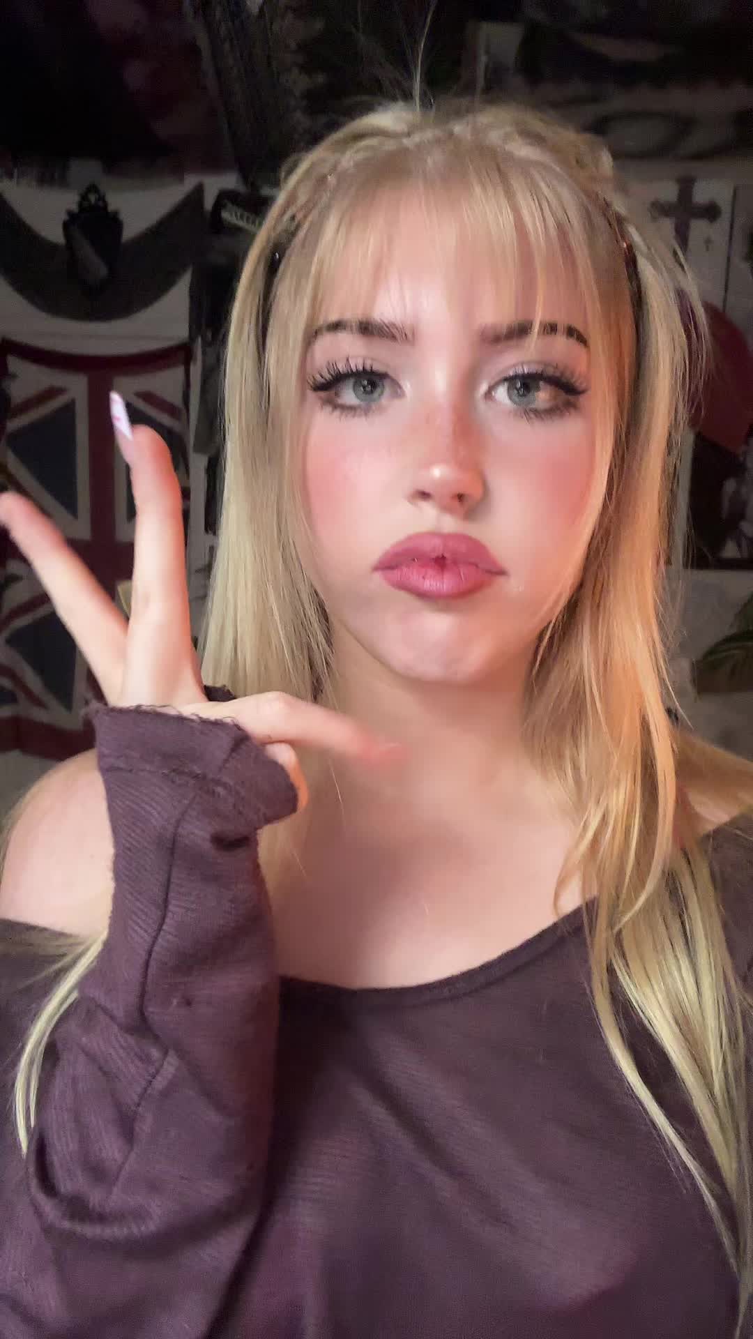 @Jillthefuckout