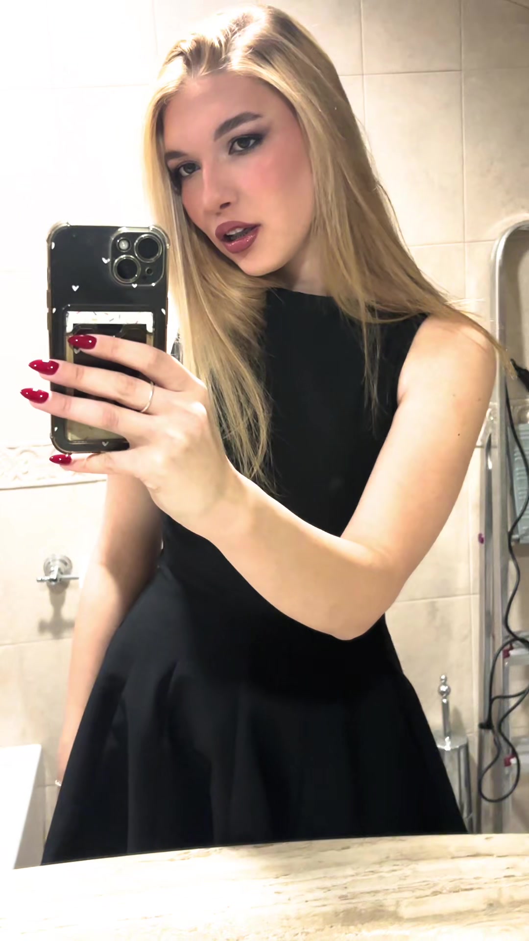 @andjela