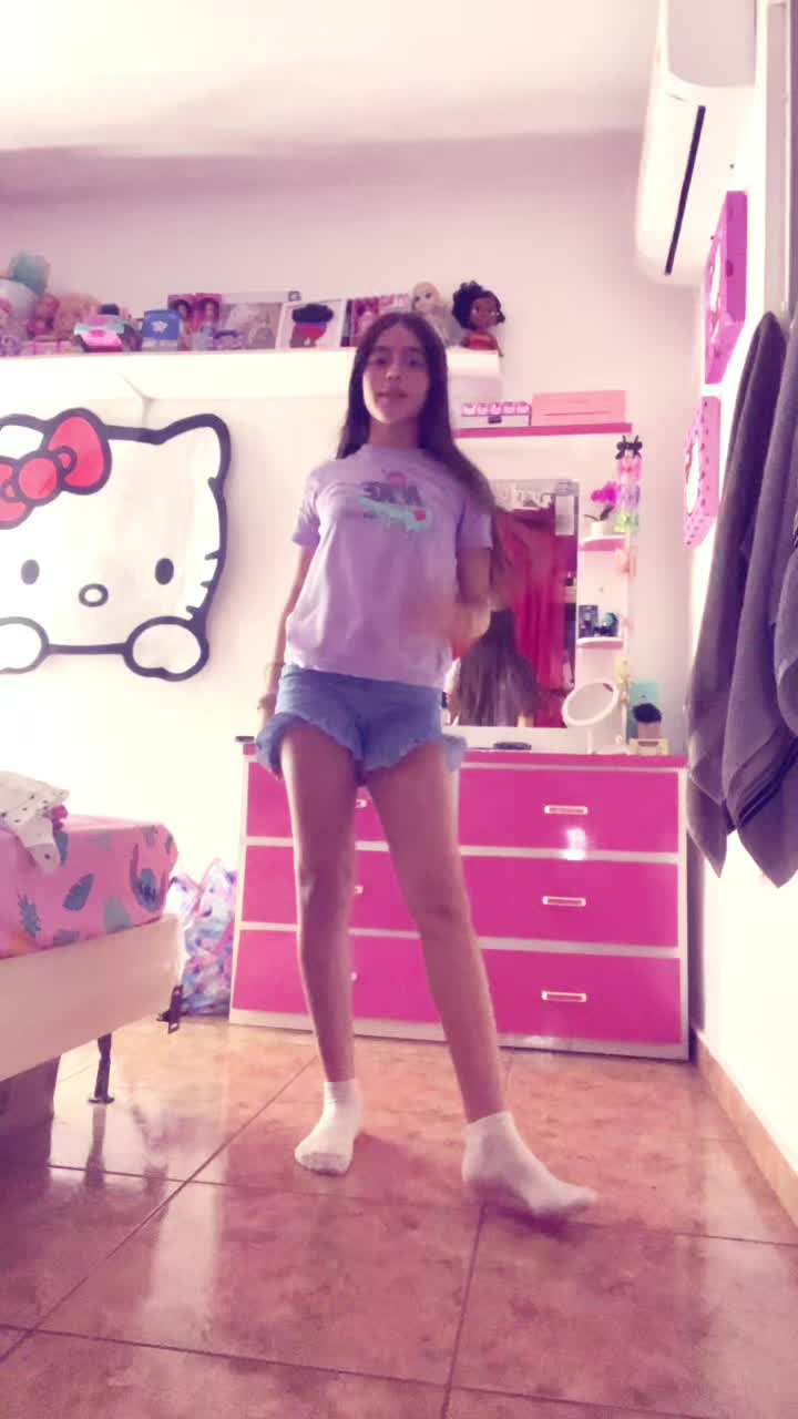 @𝓐𝓻𝓲𝓪𝓷𝓪🏐😝