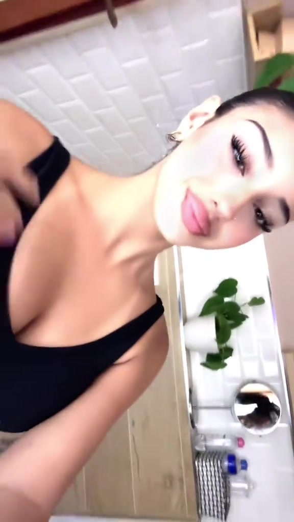 @𝑔𝒶