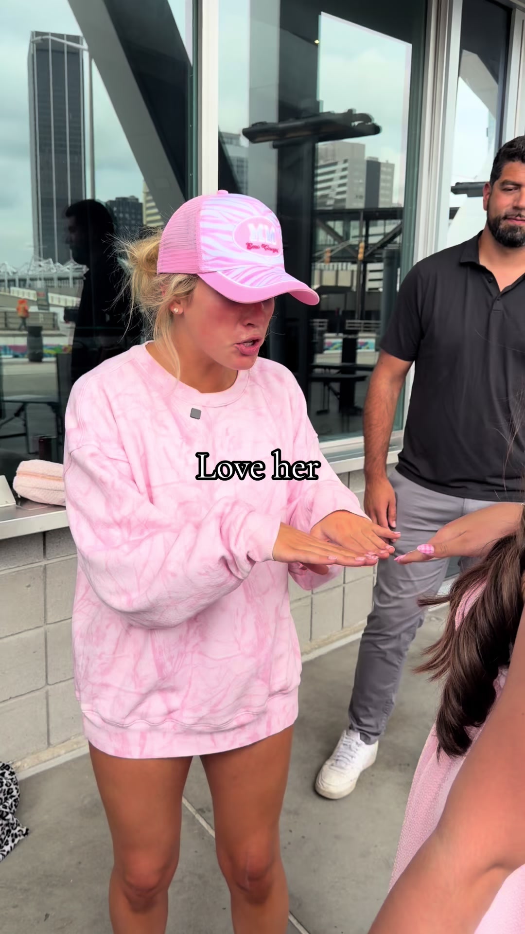@🩷☁️MEGAN MORONEYS 1 FAN☁️💗