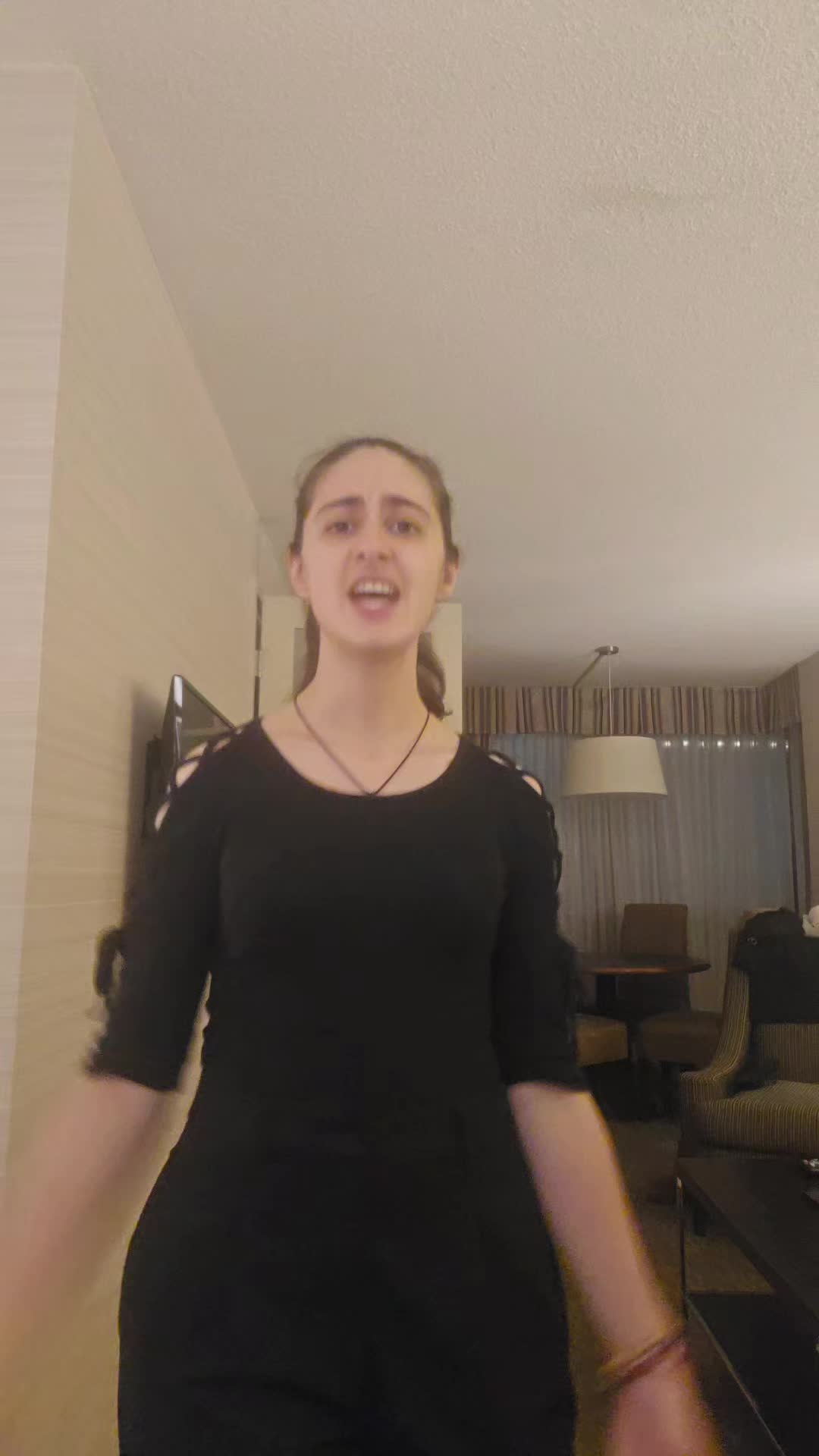 @Lo&iuml;sa.part.au.canada