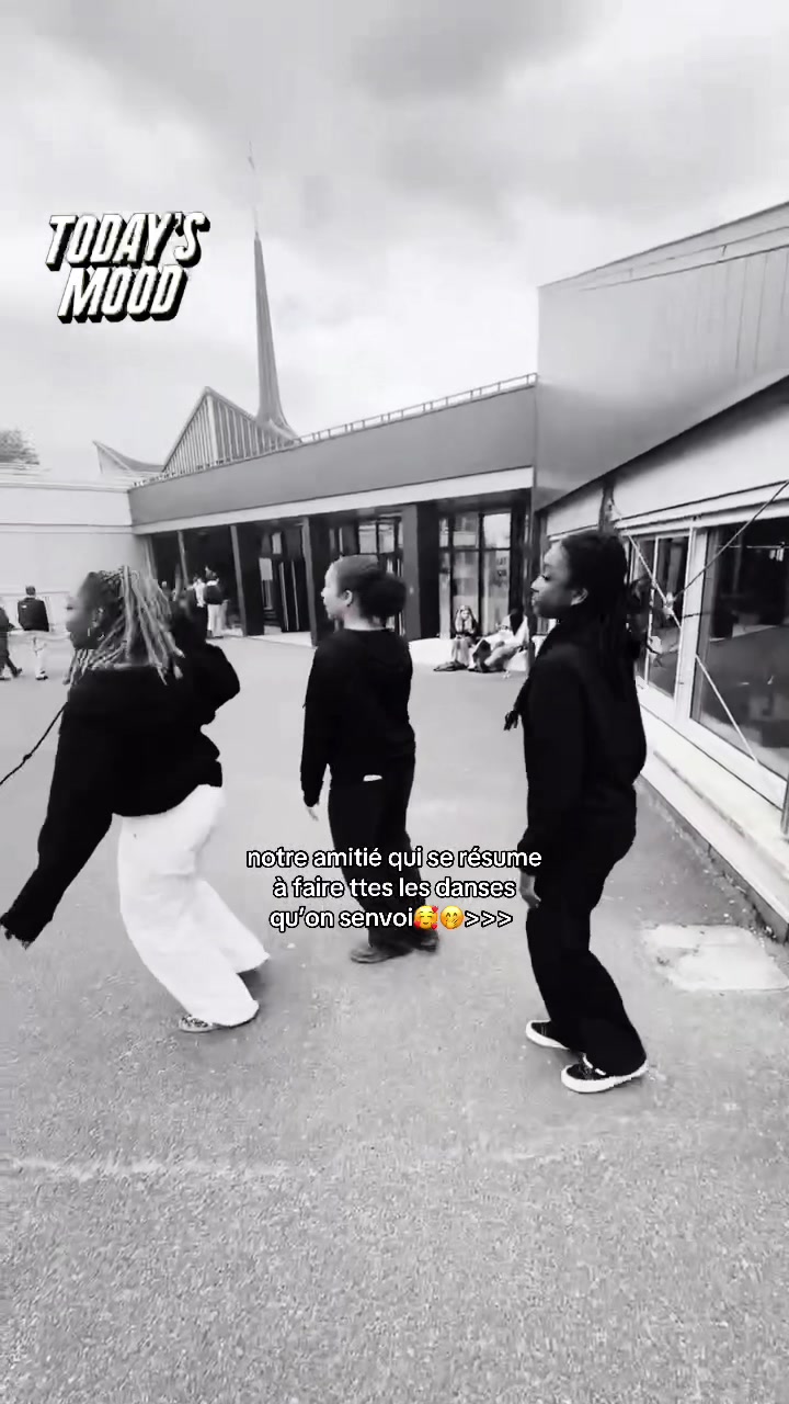 @._3sis
