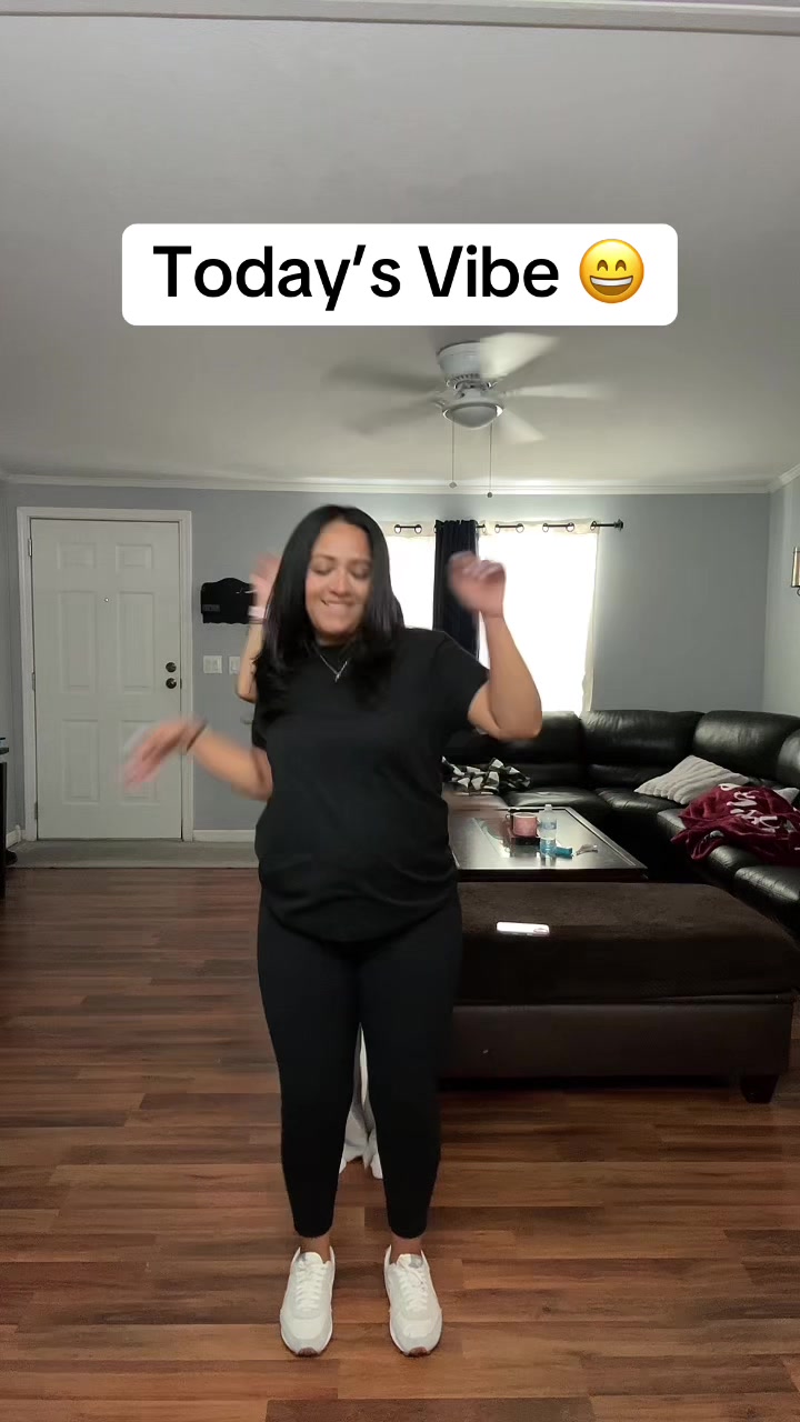 @LifeWithTheMunoz