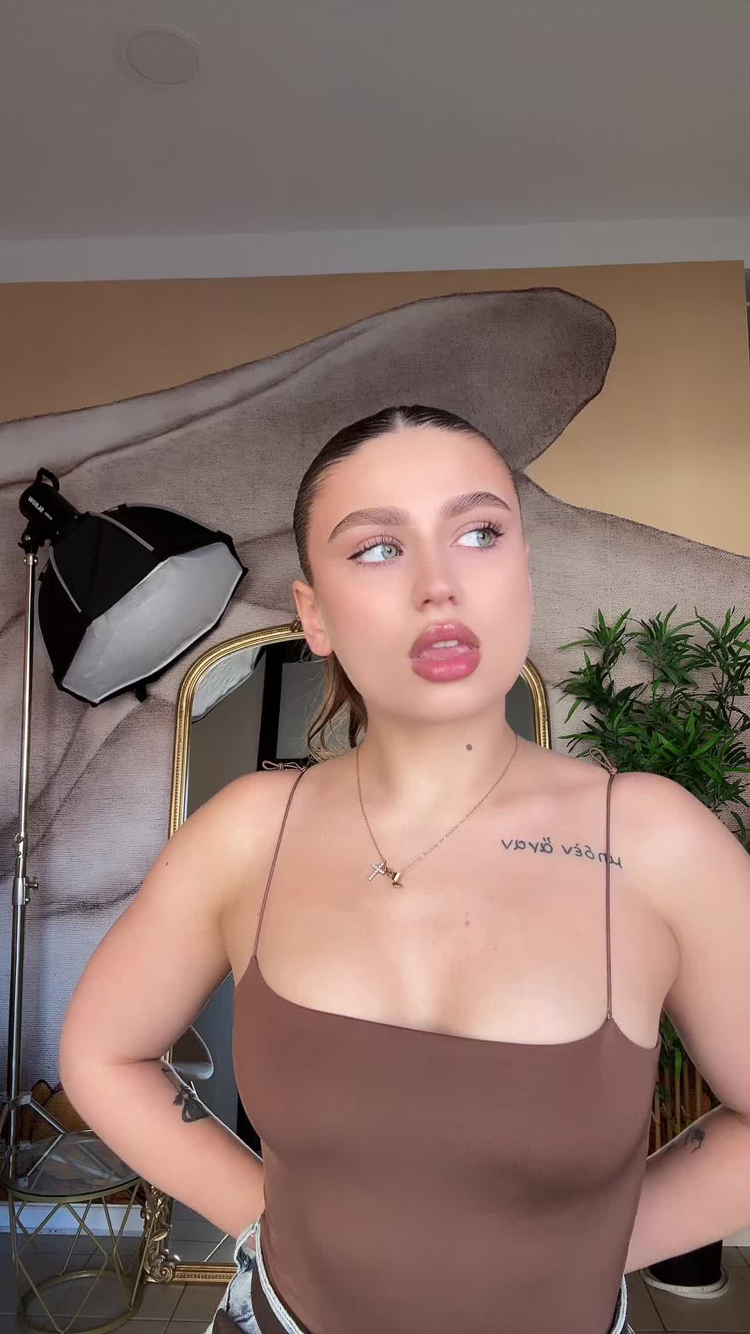@andri.deaIO