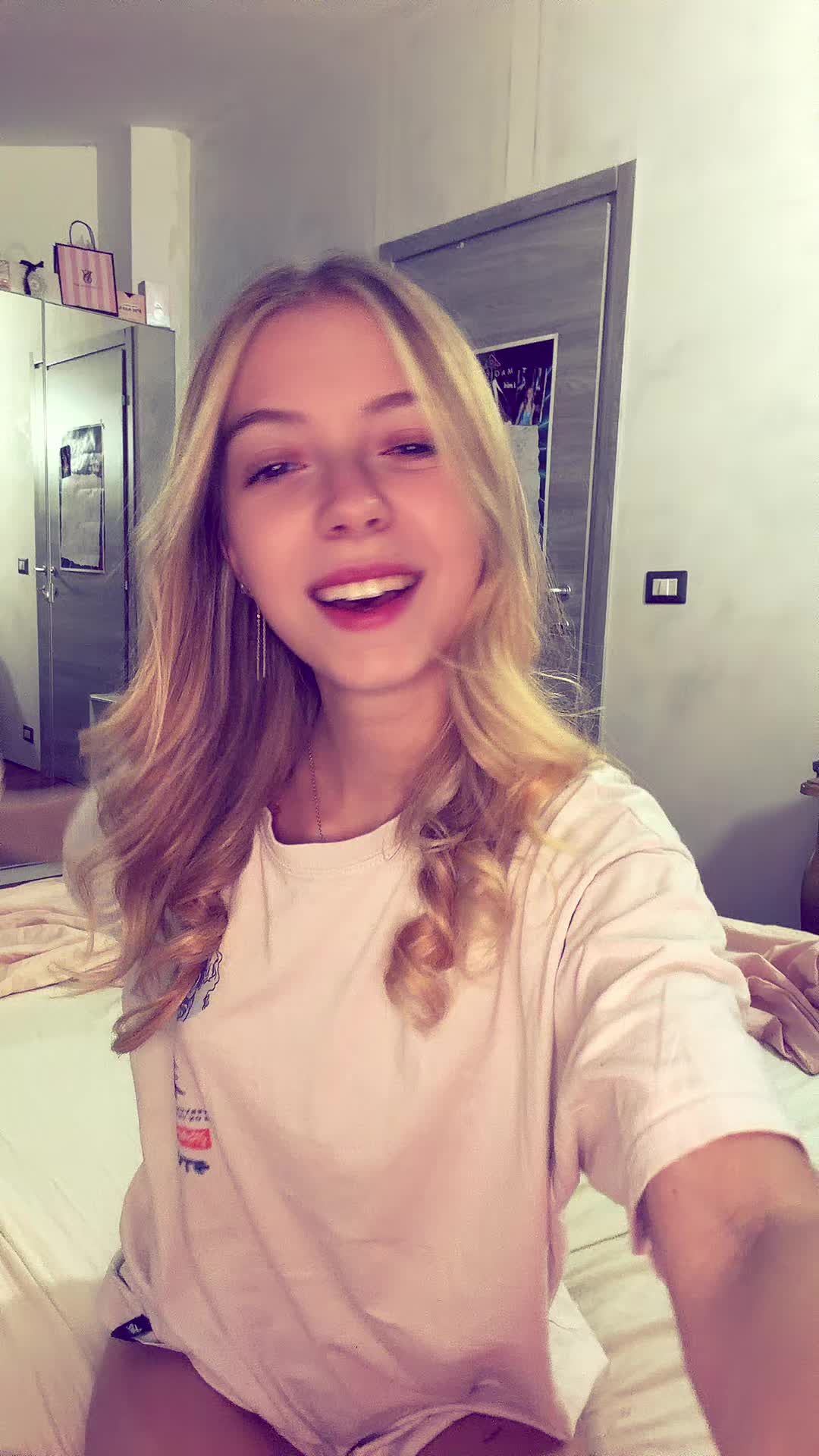 @ele🧸