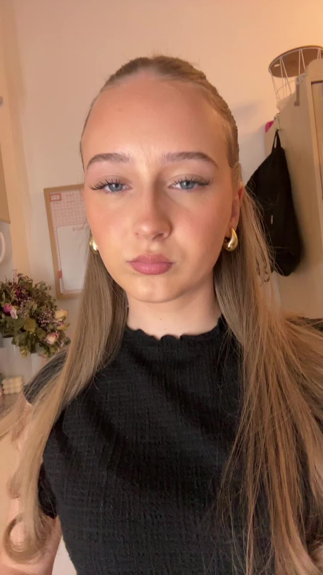 @️