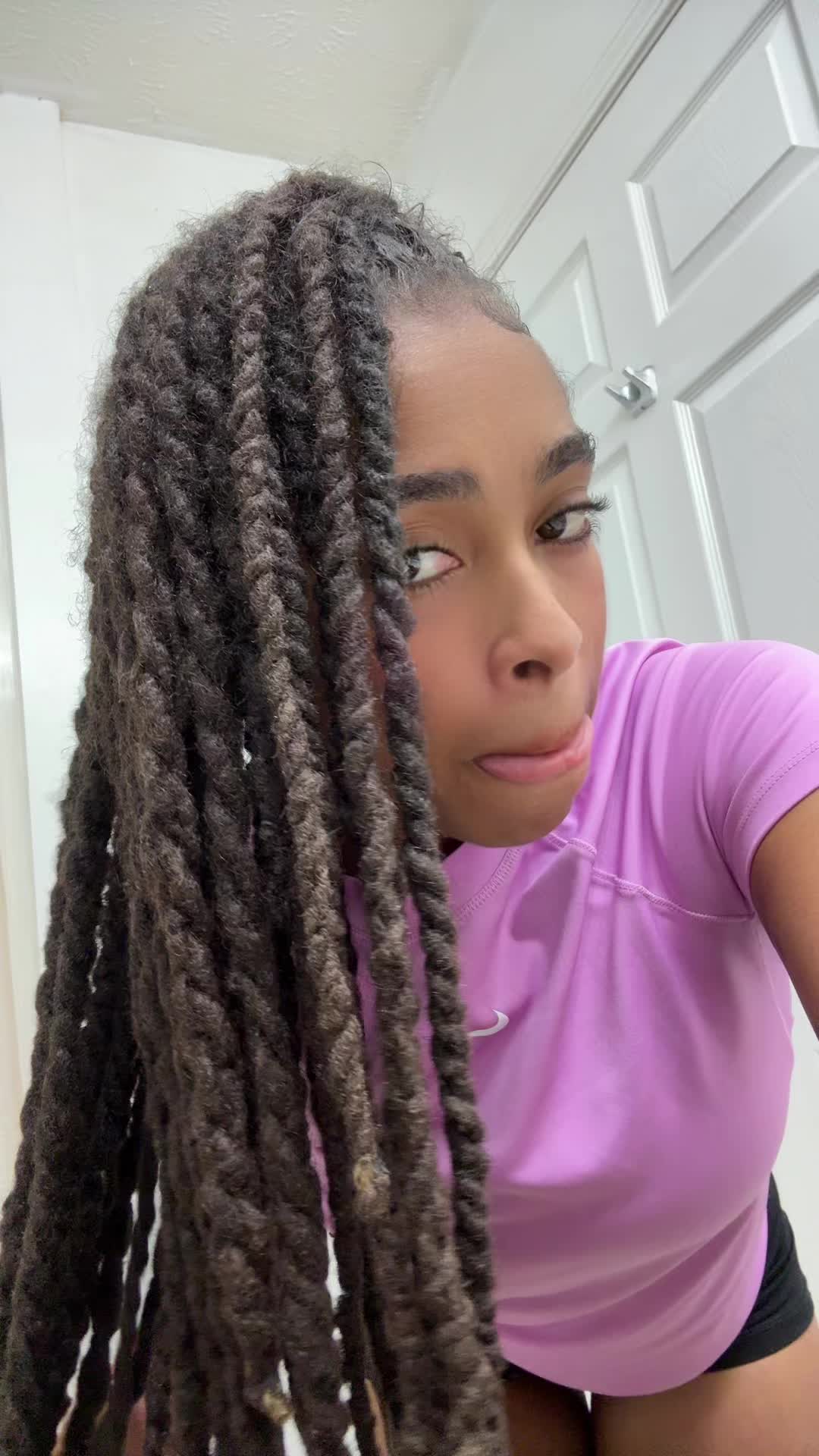 @OtashaVeone