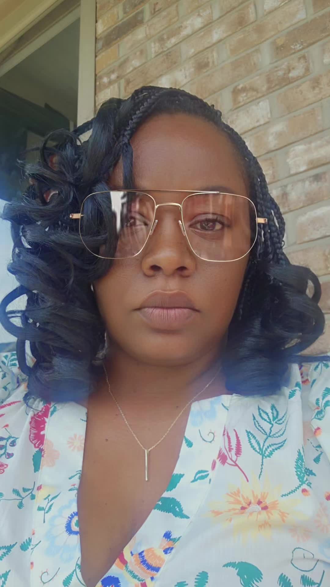@marshell.marshell