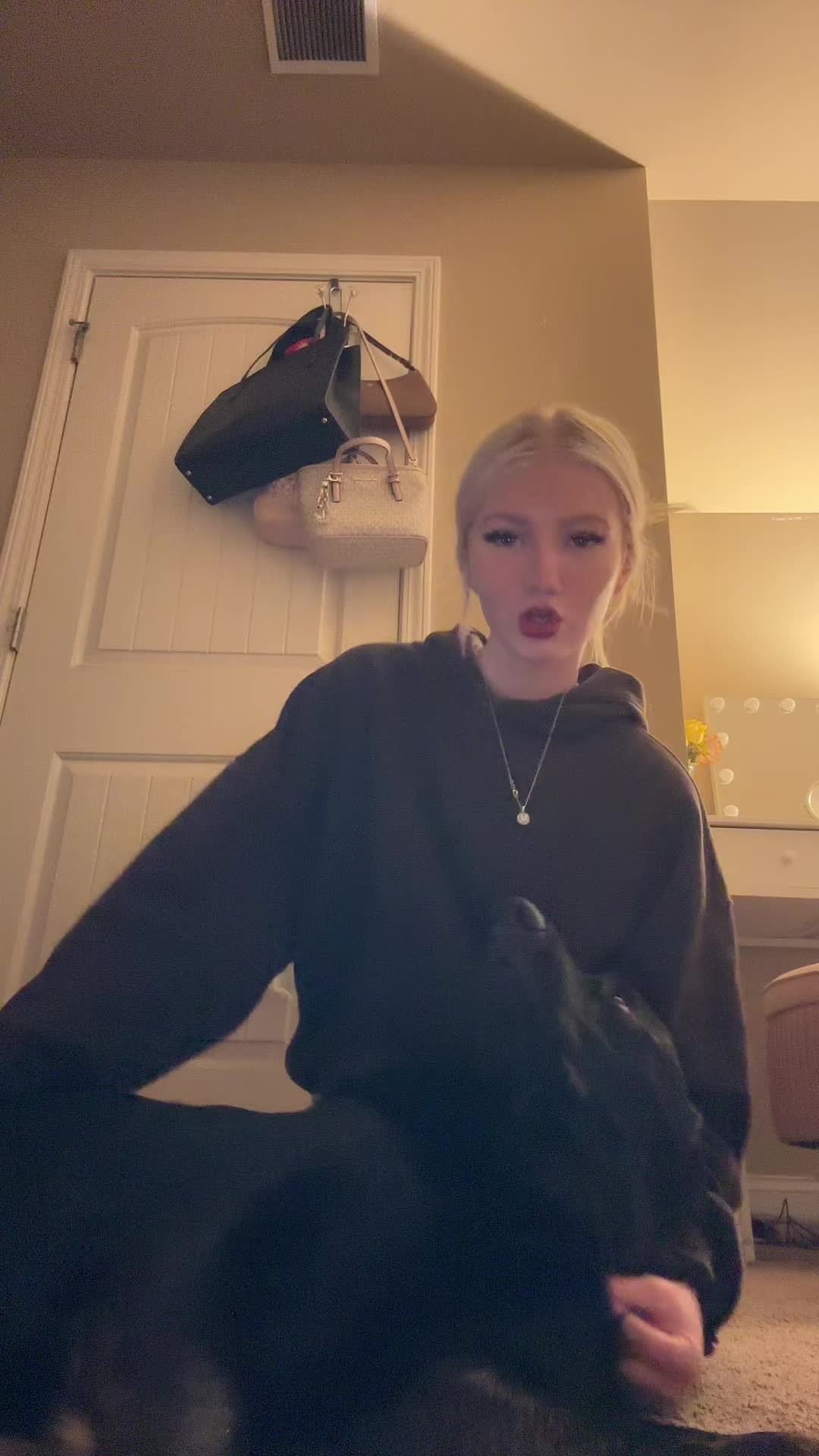 @laurenbehindthechair 🪞🫧