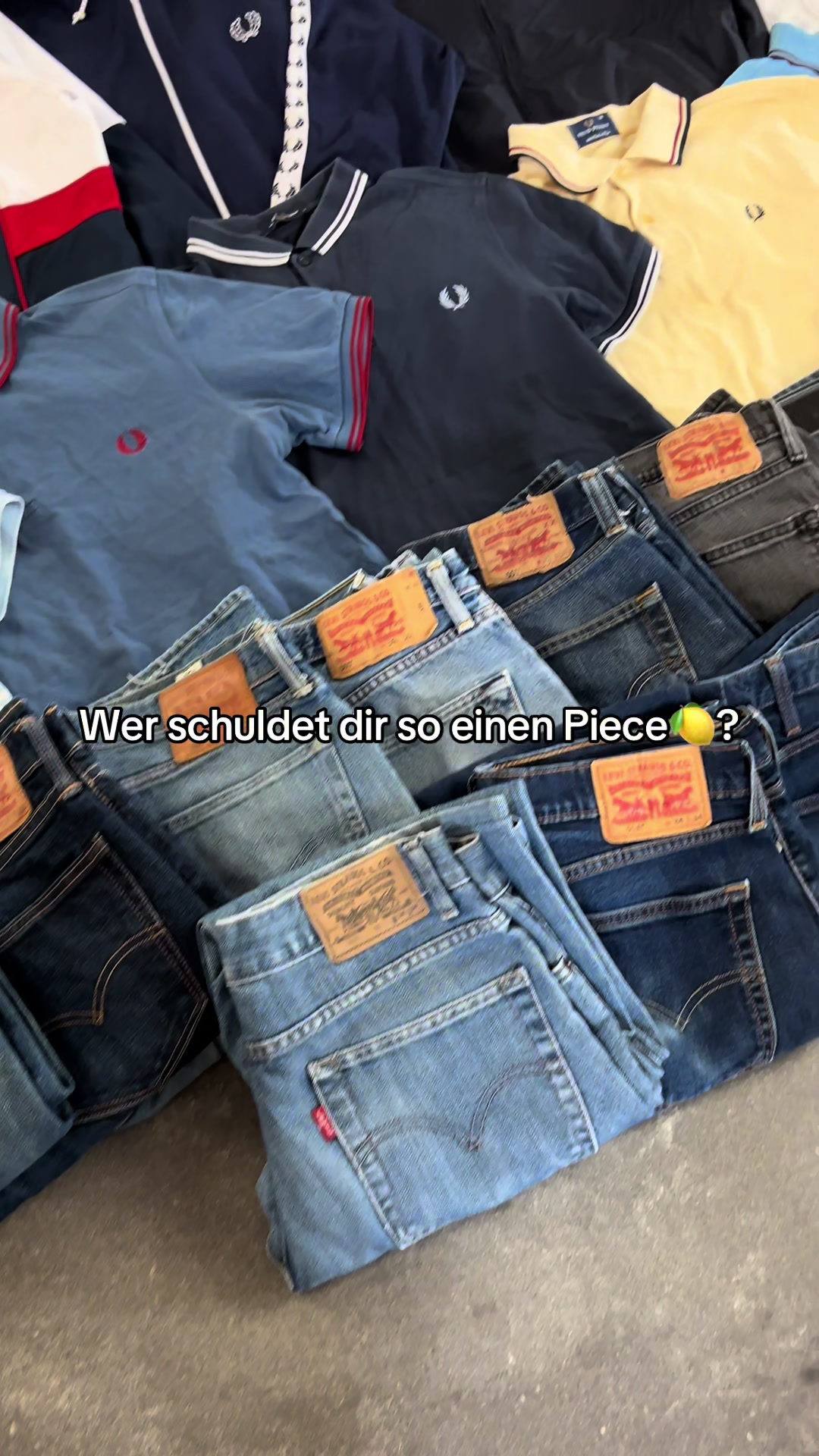 @followvintageecasuals