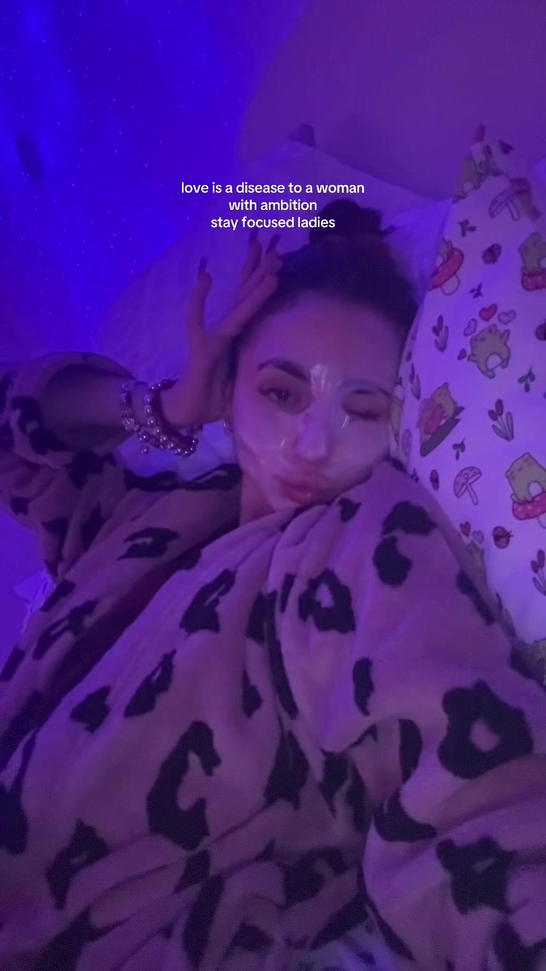 @lizzy.iz.buzy