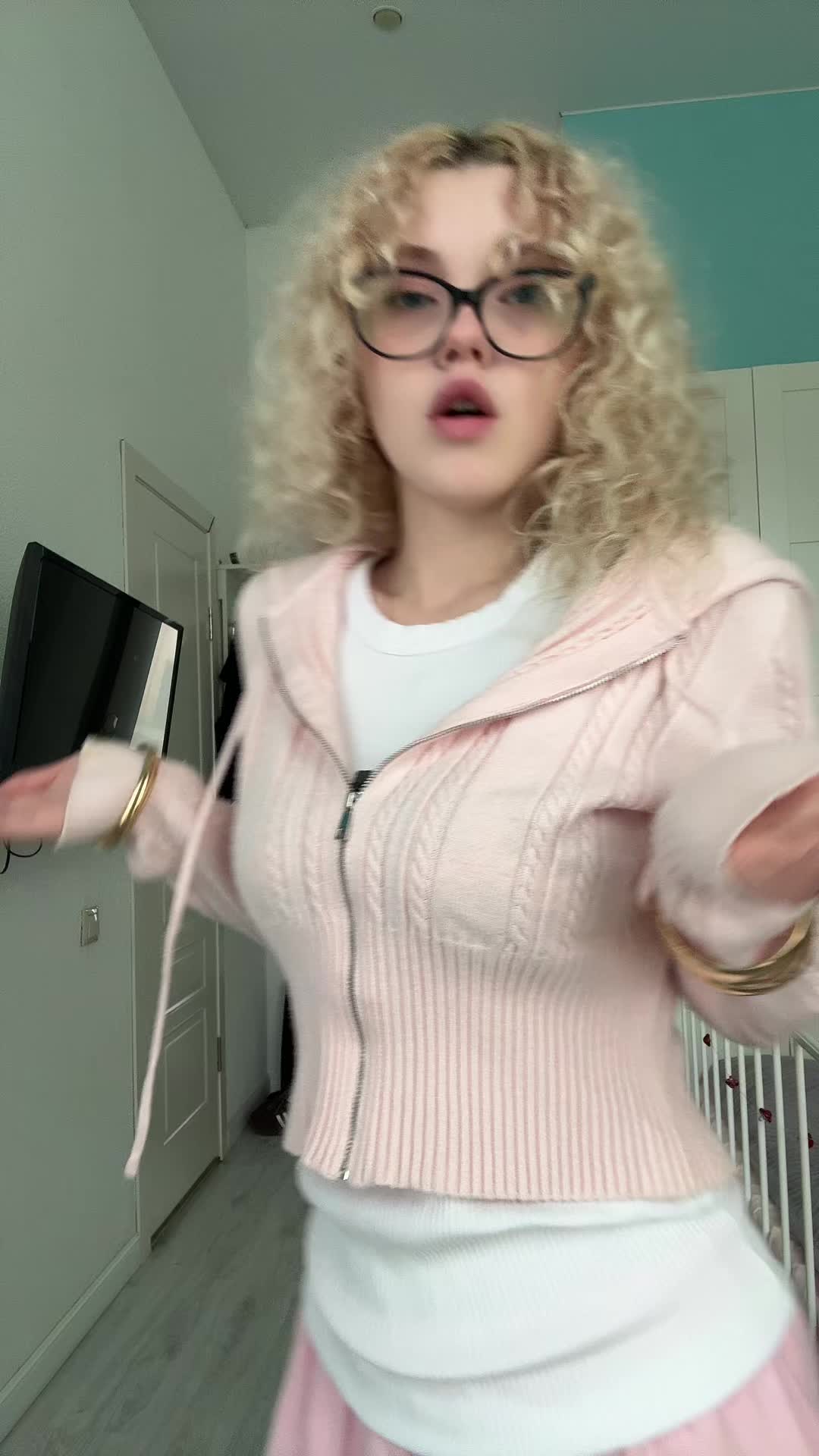 @рия вэсликс <33