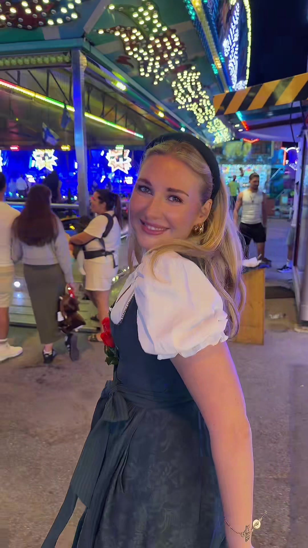 @VASHIONESSA - Dirndl&Festl💕