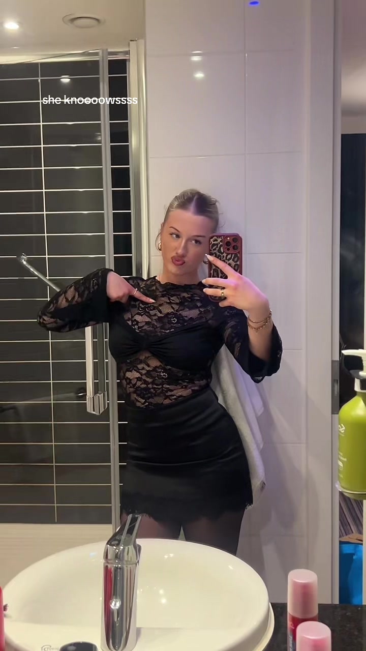 @𝒶𝓃𝓃𝒶𝒷𝑒𝓁