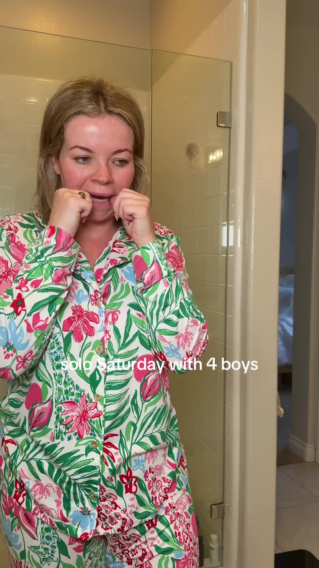 @Olivia May | Mom Style & Hacks
