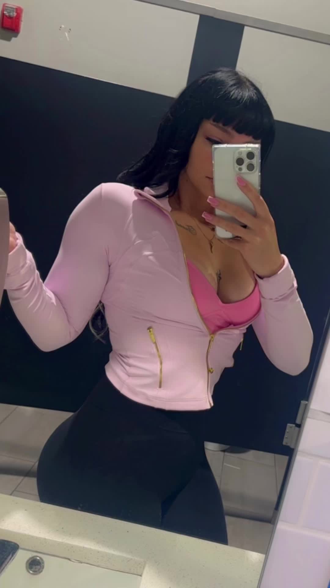 @LilB