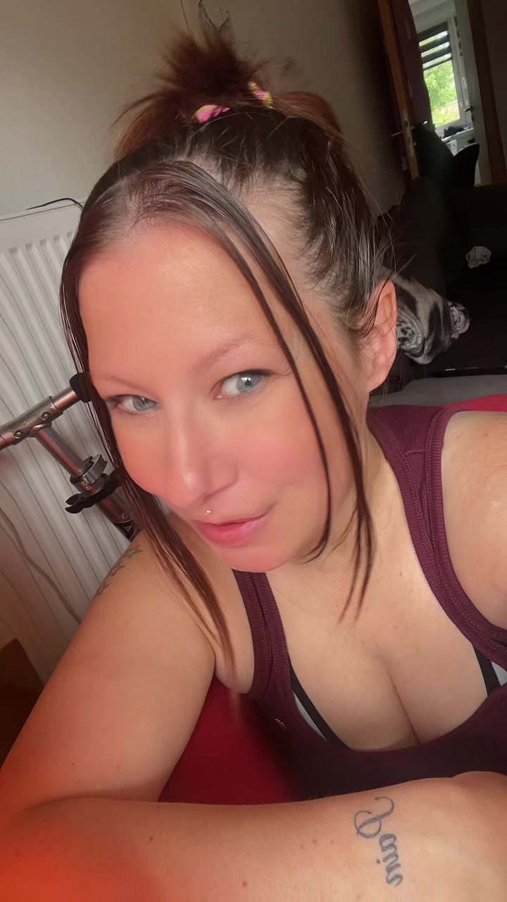 @H0n3y