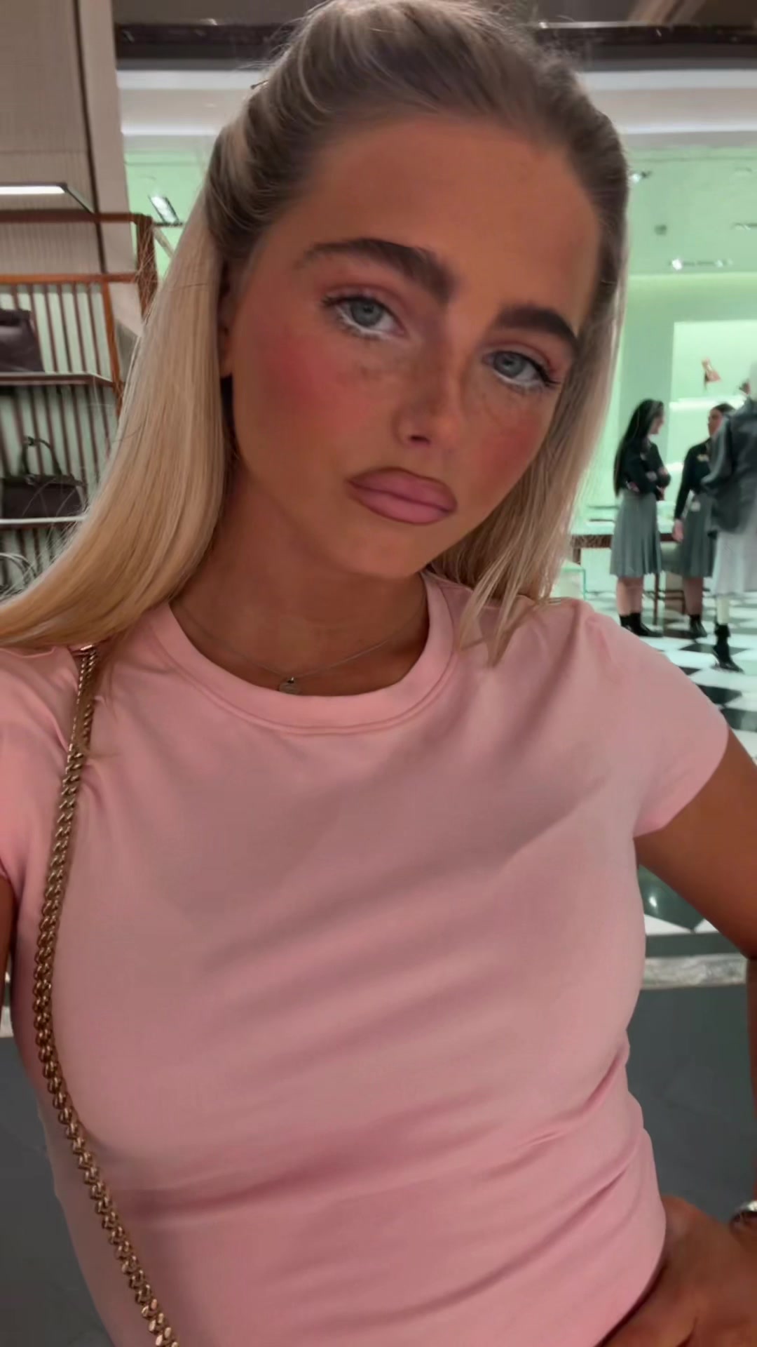 @isabellax17xx