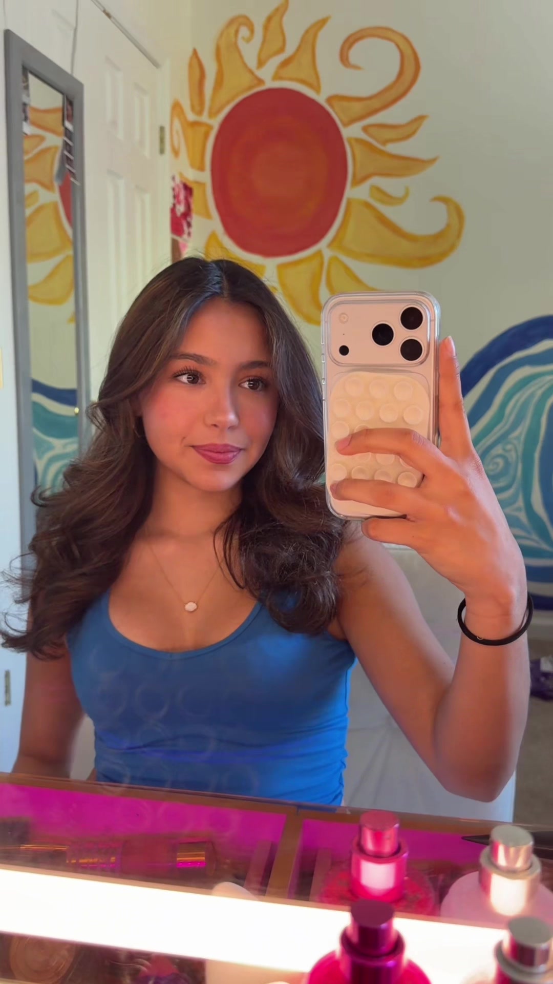 @️Elena