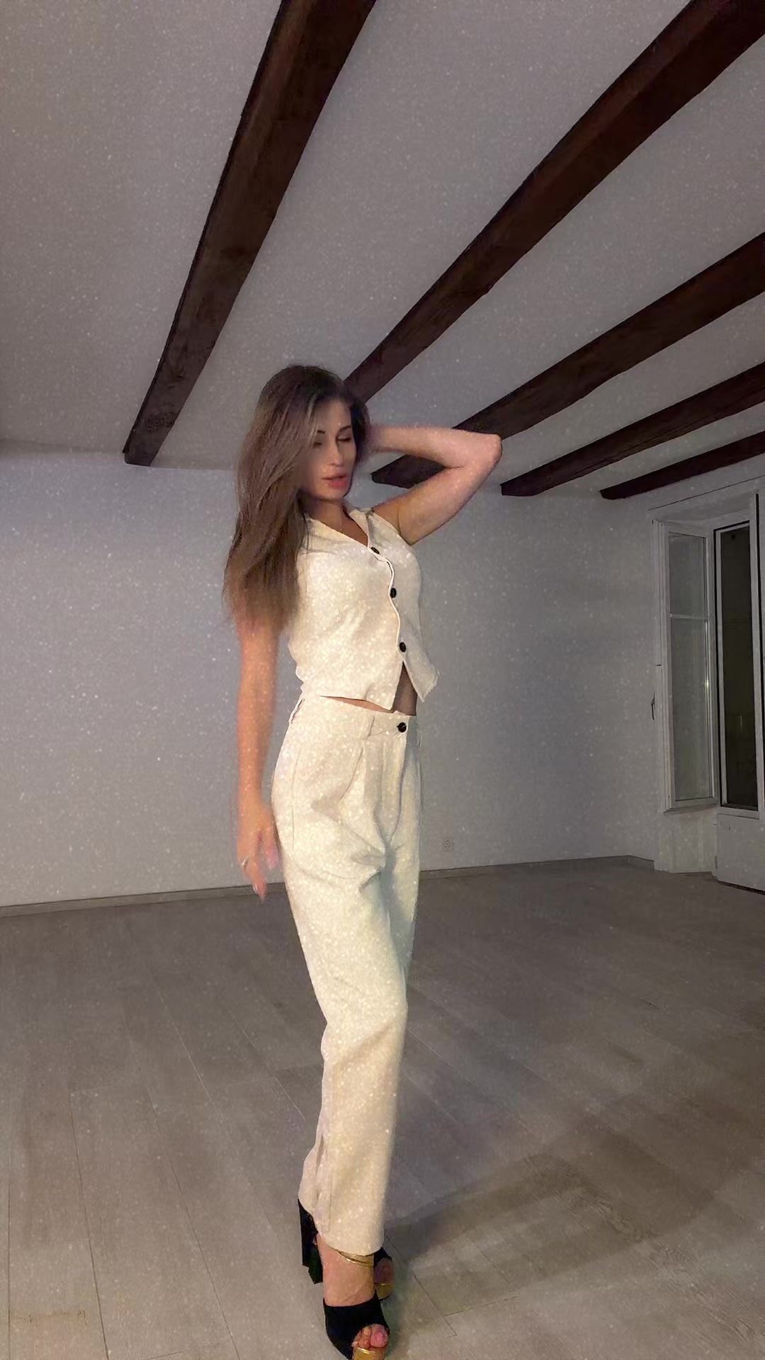 @Violetta Rai