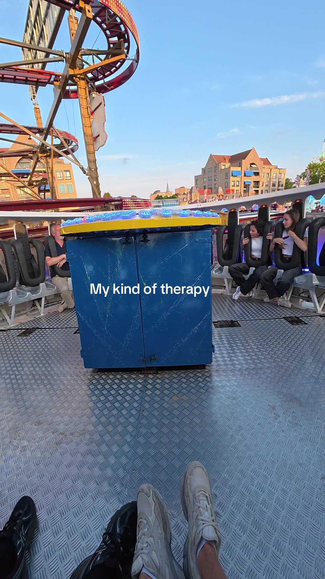 @KermisRidesNL
