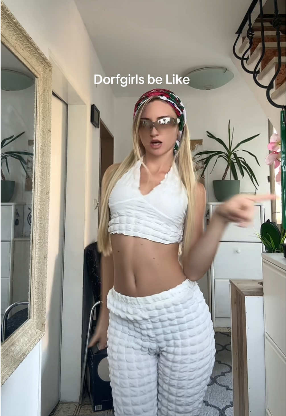 @Alina_alincee