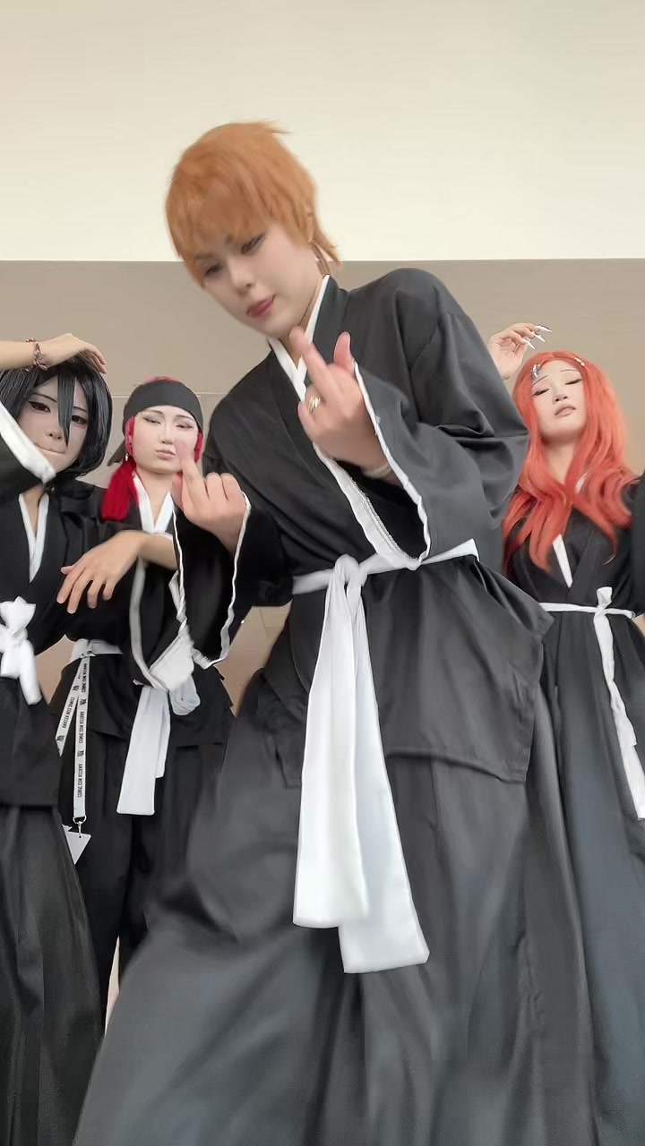 @𝐓𝐨𝐨𝐫𝐮