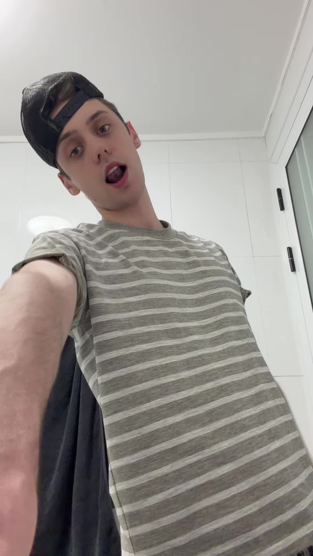 @Lucaas 🖤