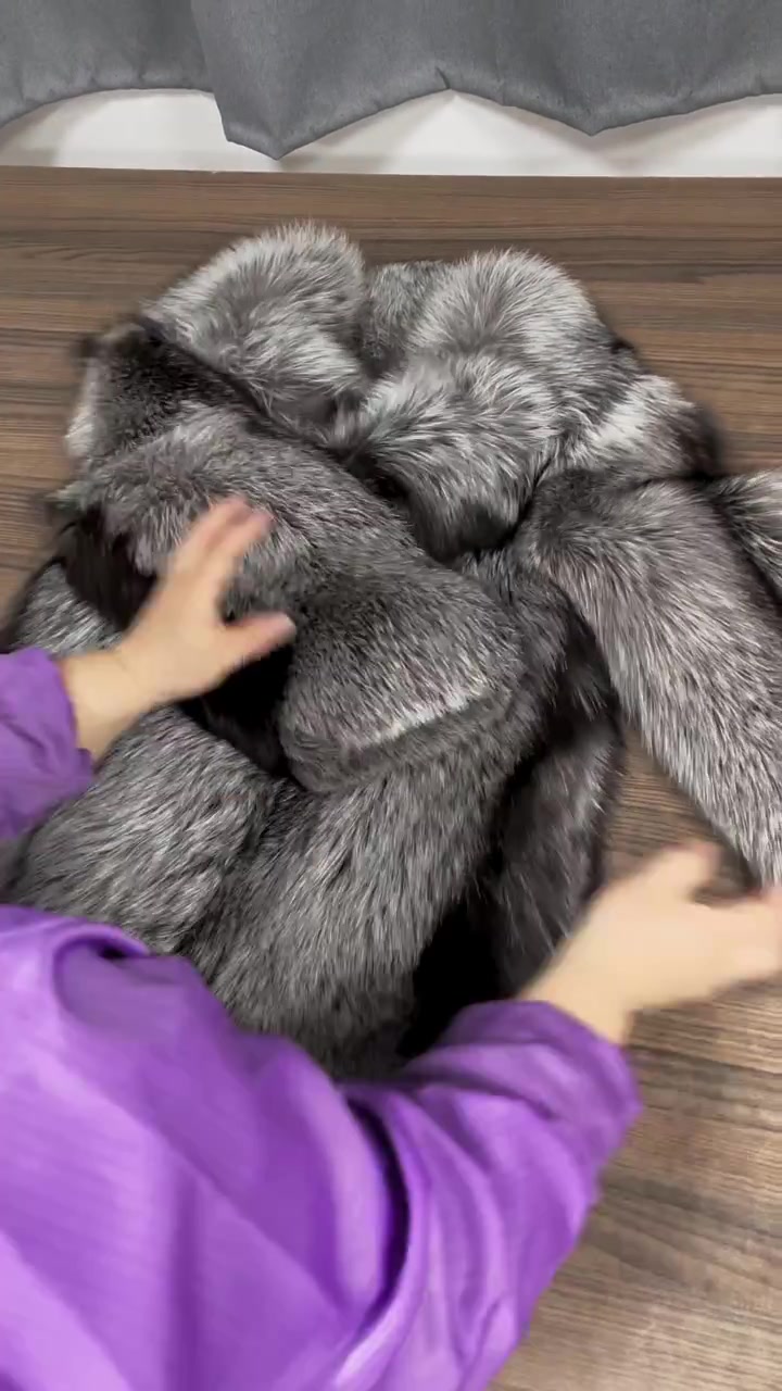 @(Md)fur clothing manufacturers