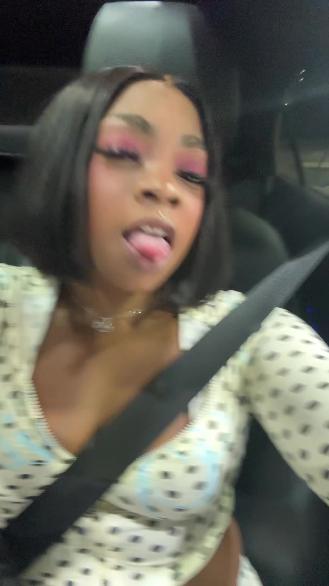 @Anijahh_