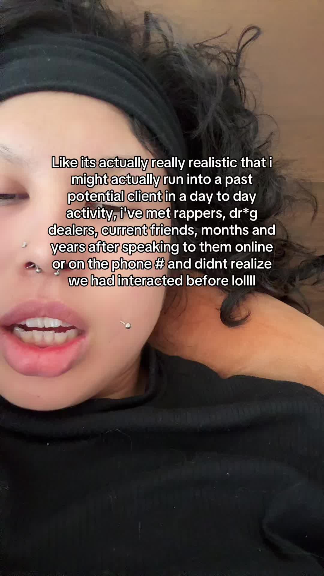 @️