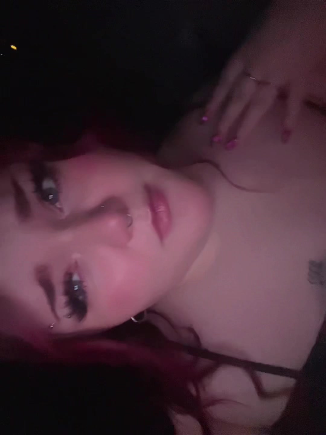 @julesss