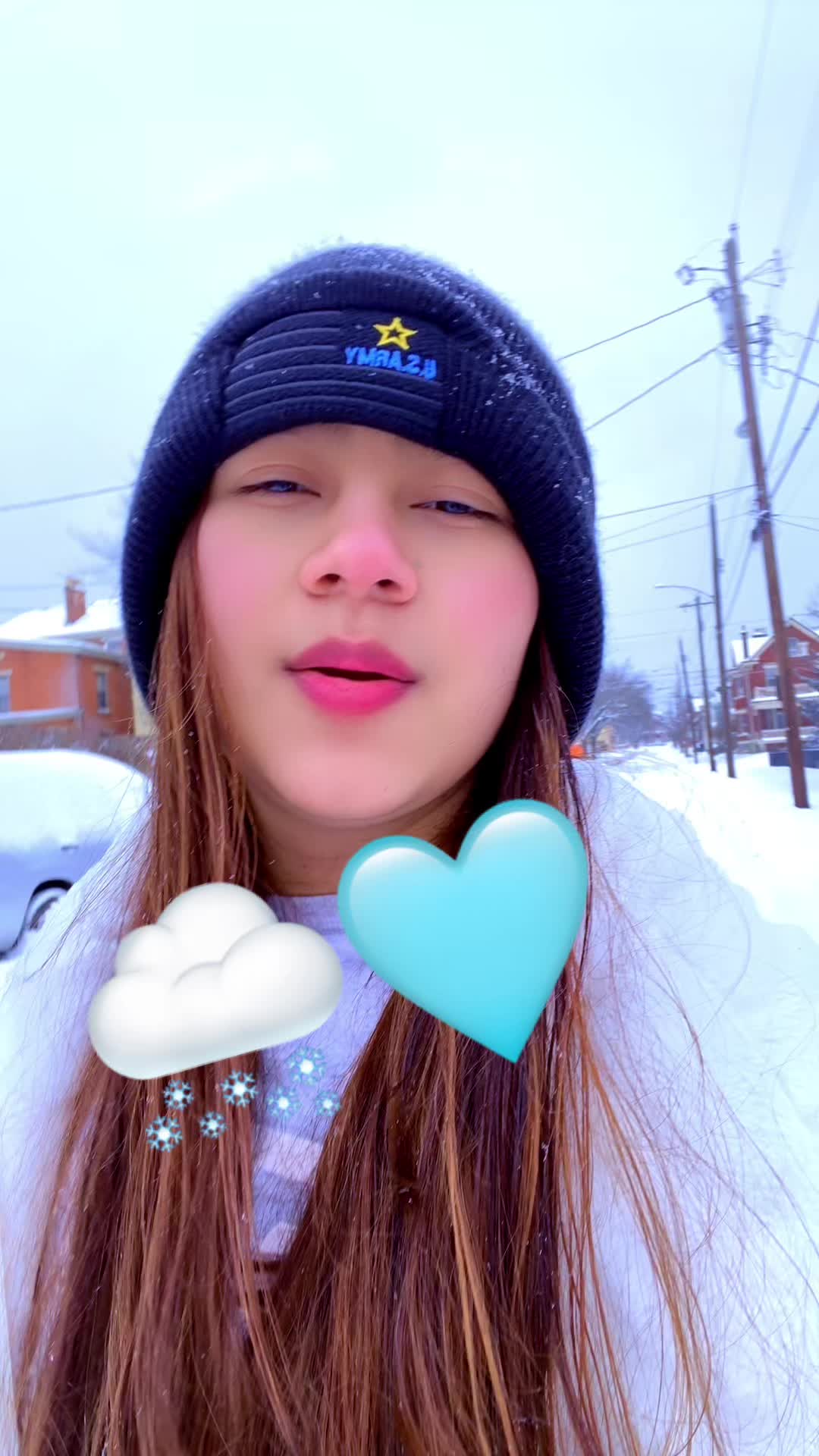 @karlyta 🦋💜