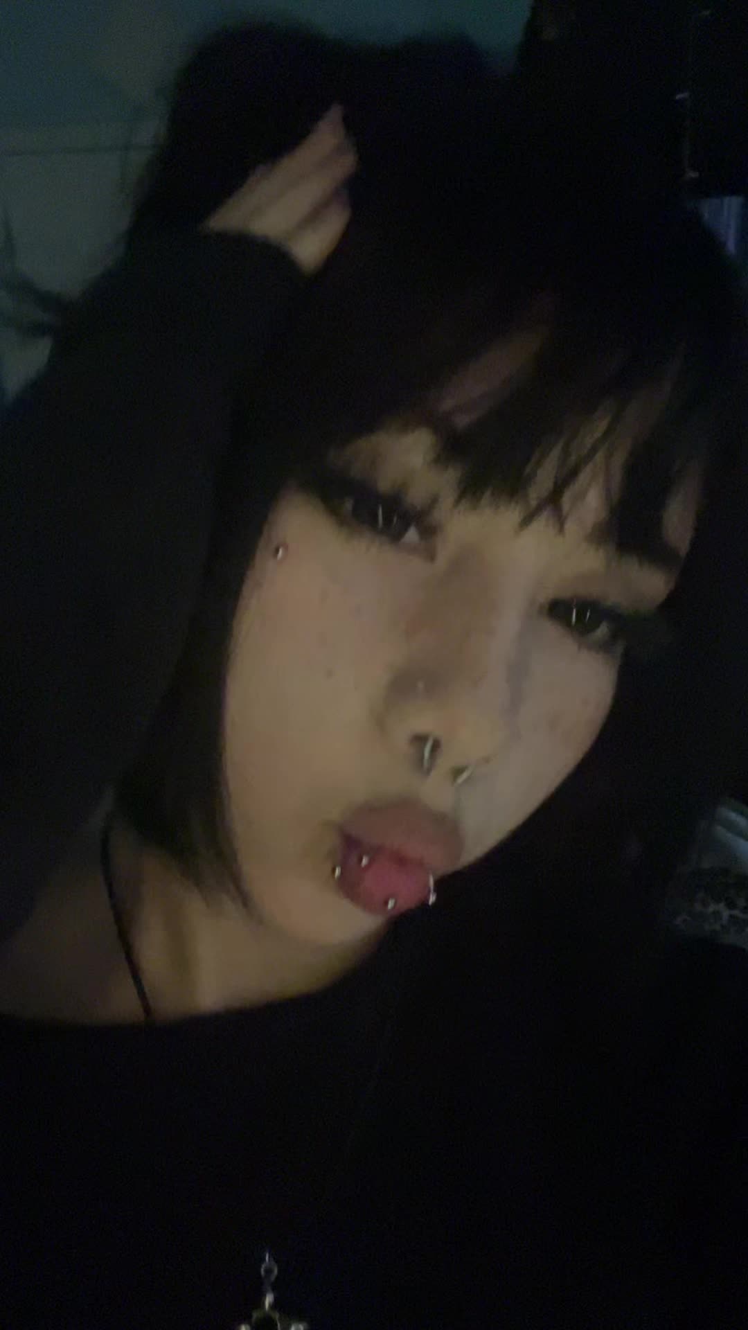 @putmeinahearsee