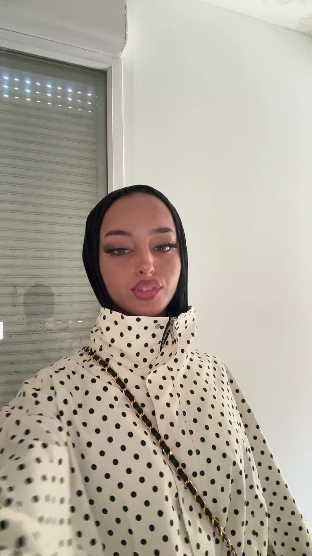 @manelouu