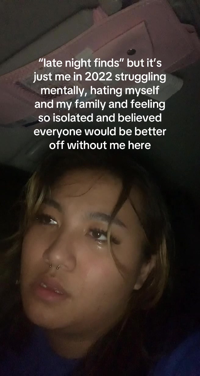 @Eek