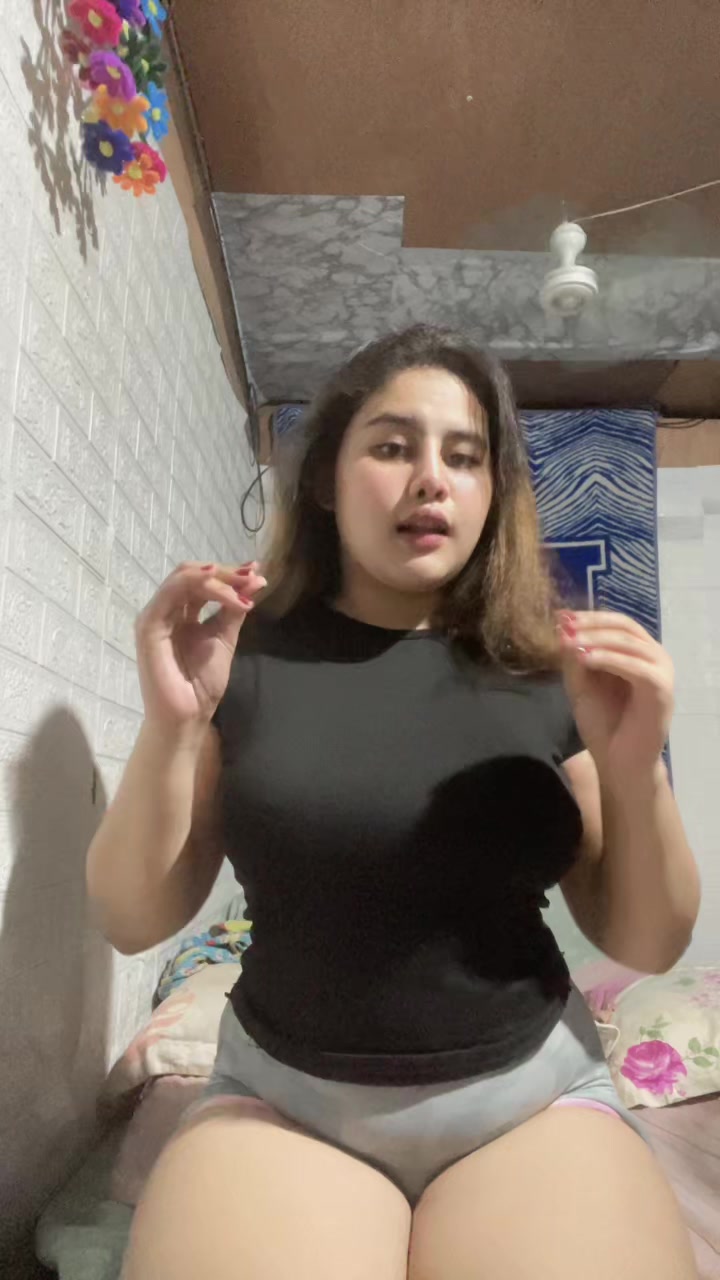 @Nicole