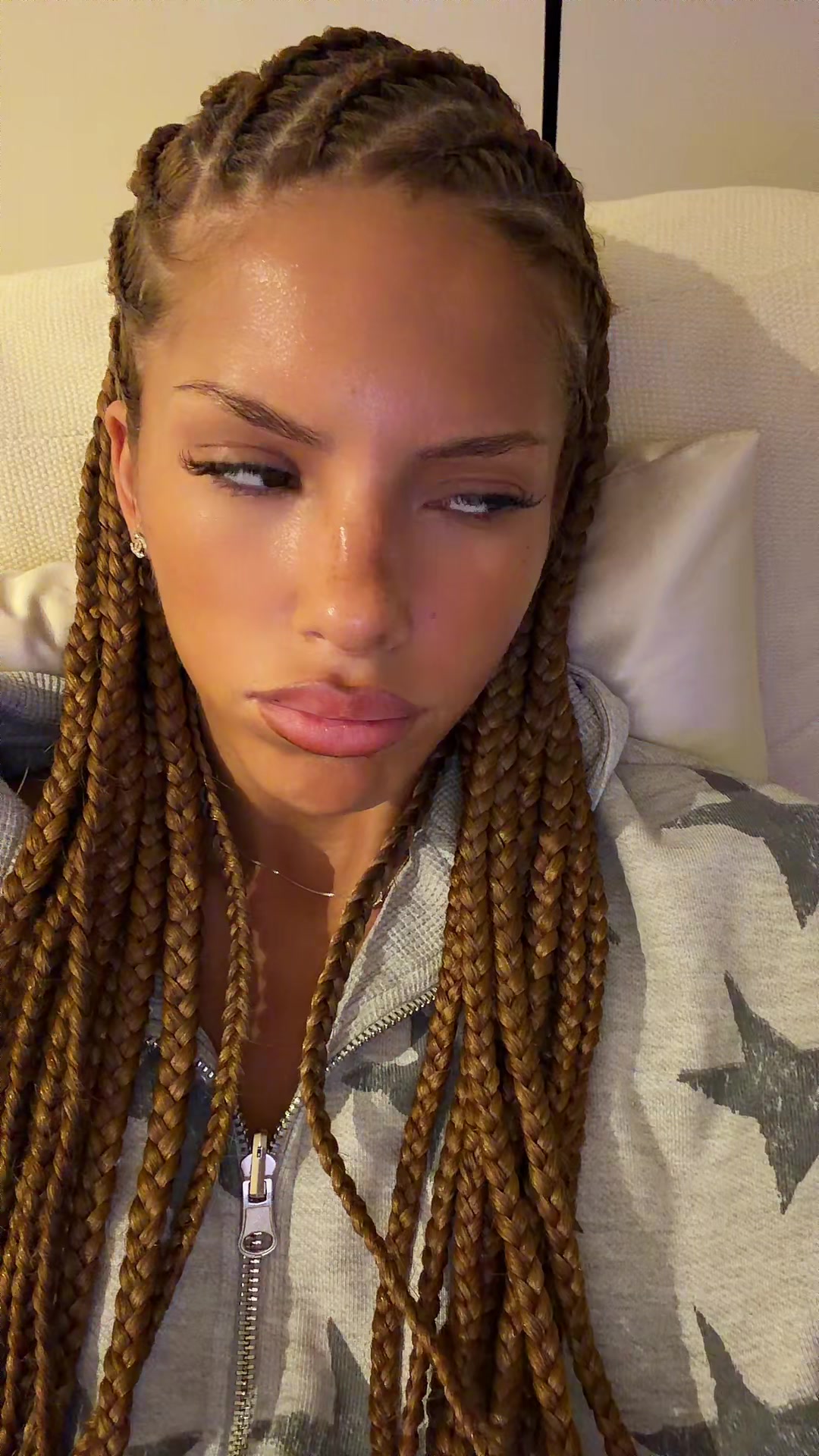 @jasmine tavares ⭒
