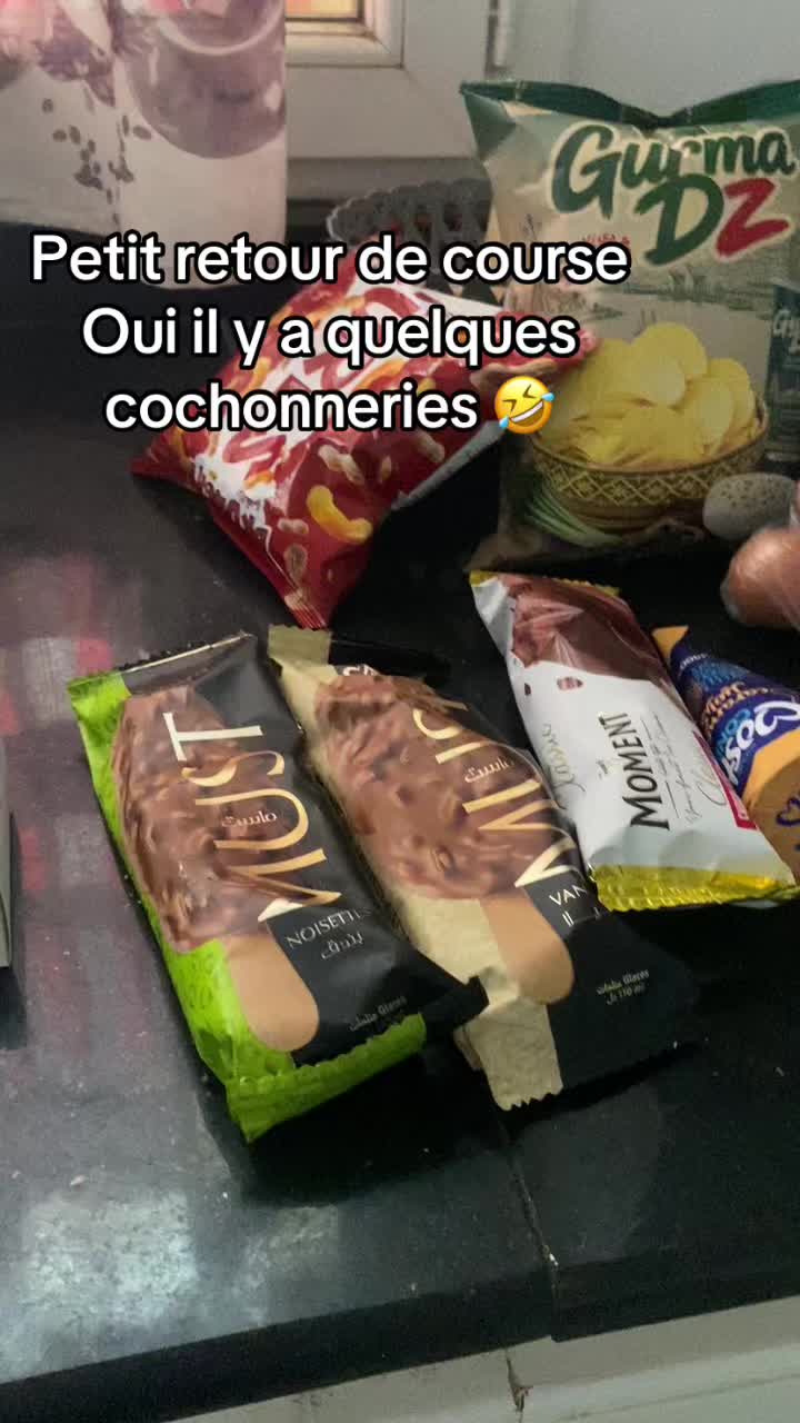 @Isabelle 🇫🇷 ma hijra en 🇩🇿