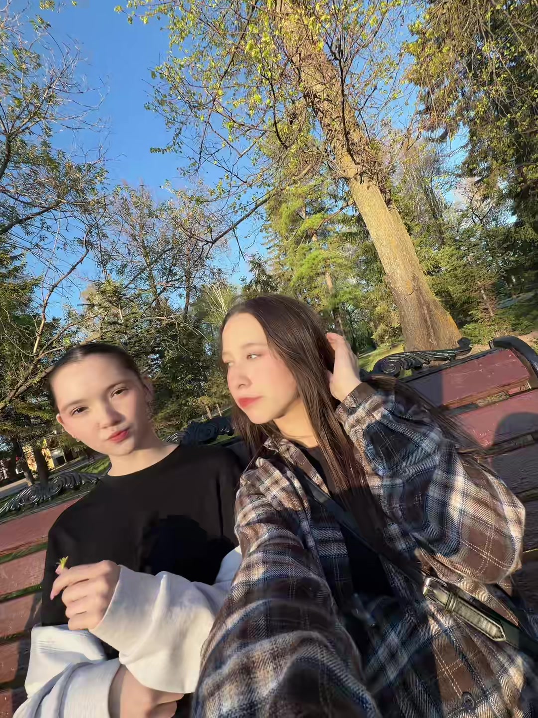 @маня