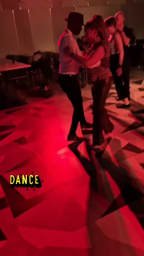 @Monia&Dance
