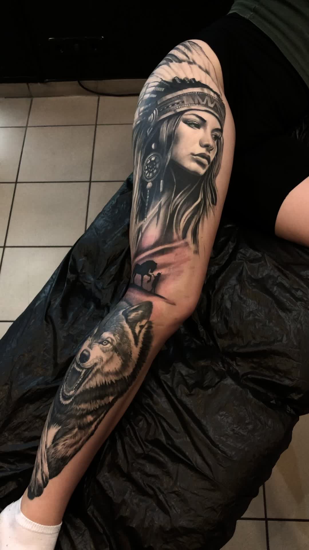 @David Taute black and grey