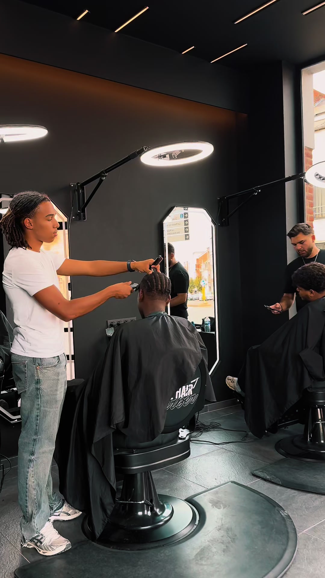 @Lune&rsquo;Hair Barber